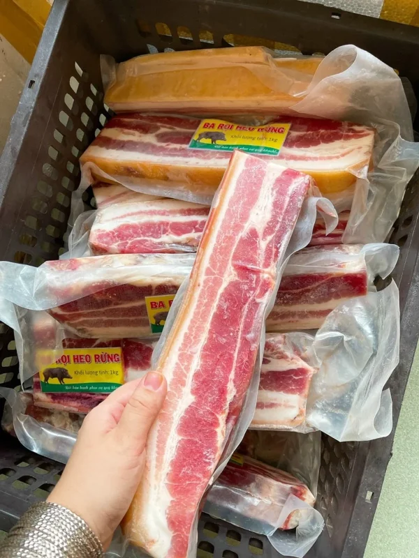 Ba Rọi Heo Rừng Cây