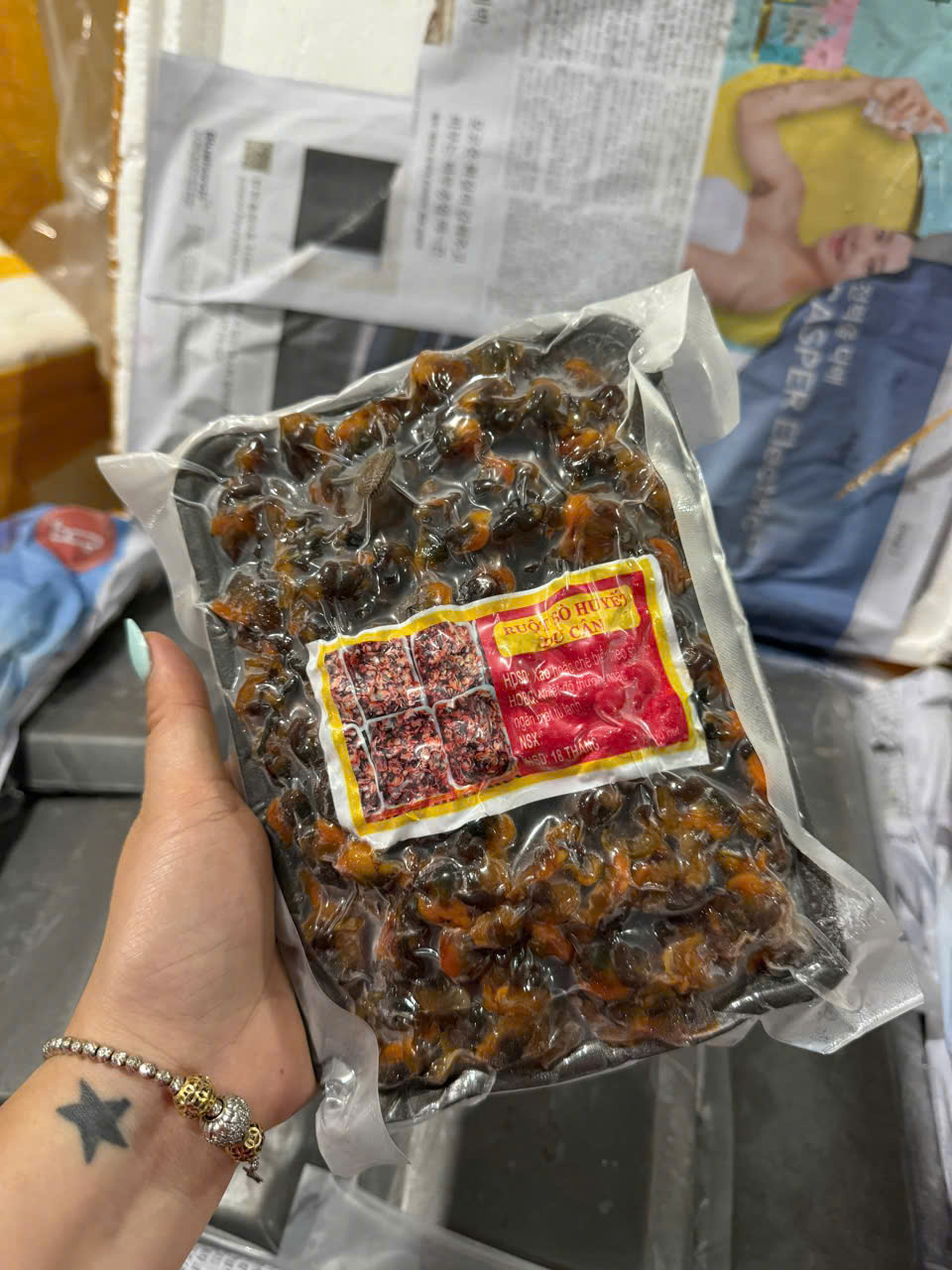 Ruột Sò Huyết Đủ Kí