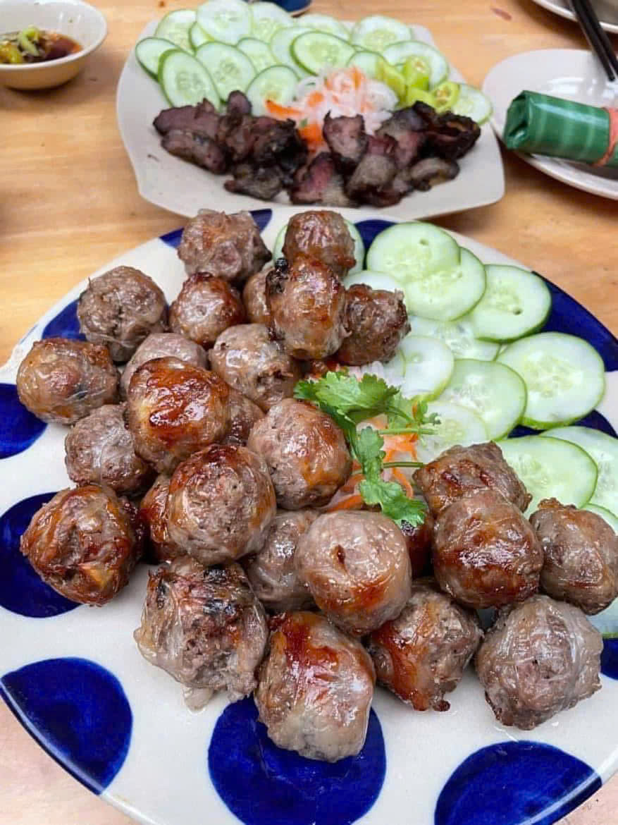 Bò Cuộn Mỡ Chài